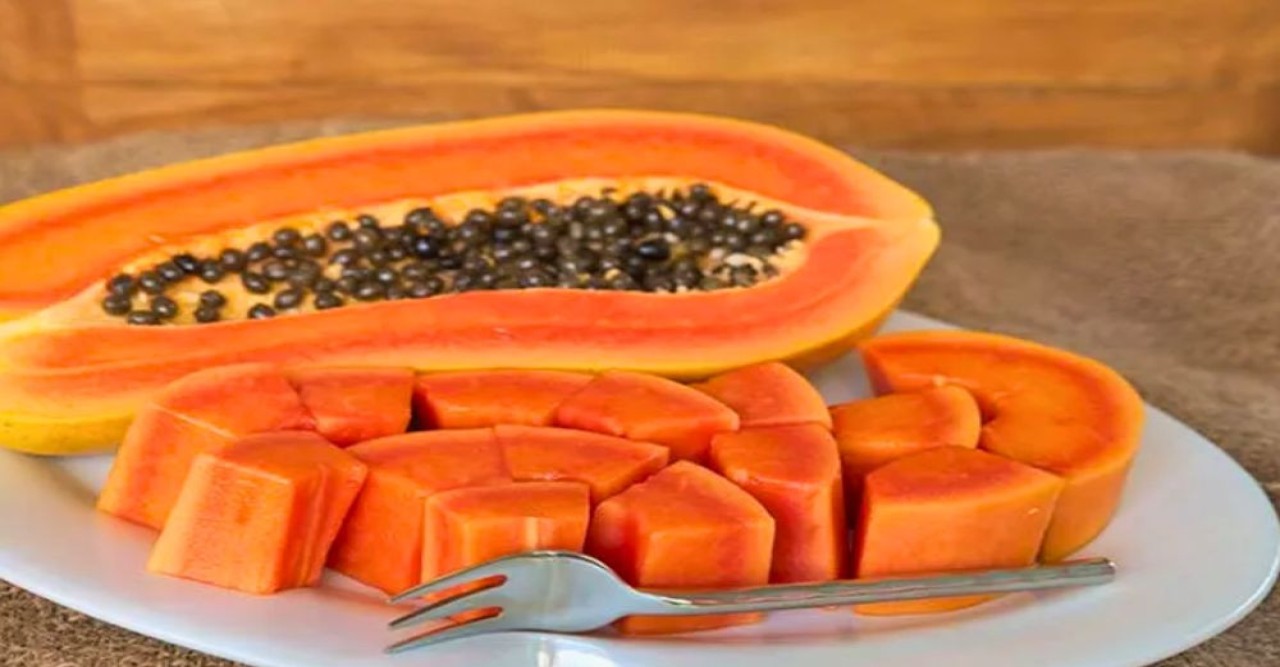 কোন অবস্থায় পেঁপে থেকে দূরে থাকবেন