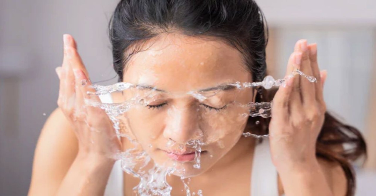 ত্বকের যত্নে যে ভুল করলে হতে পারে ক্ষতি