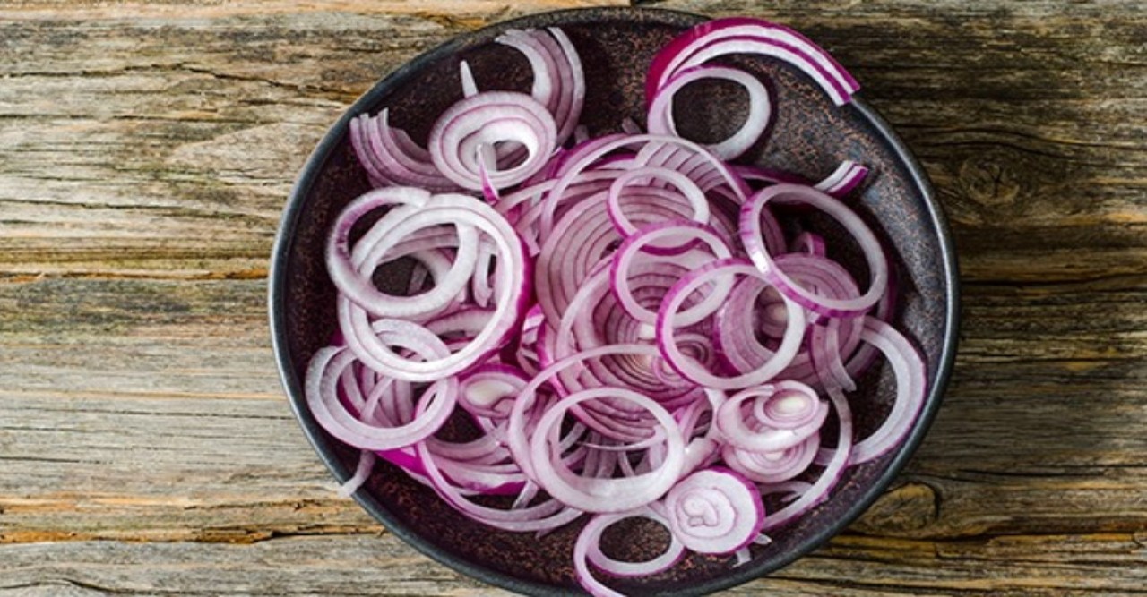 পেটের মেদ কমাতে পেঁয়াজ কতটা উপকারী?