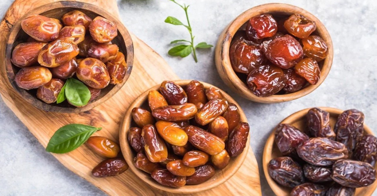 প্রতিদিন খালি পেটে খেজুর খেলে পেতে পারেন যেসব স্বাস্থ্য উপকারিতা