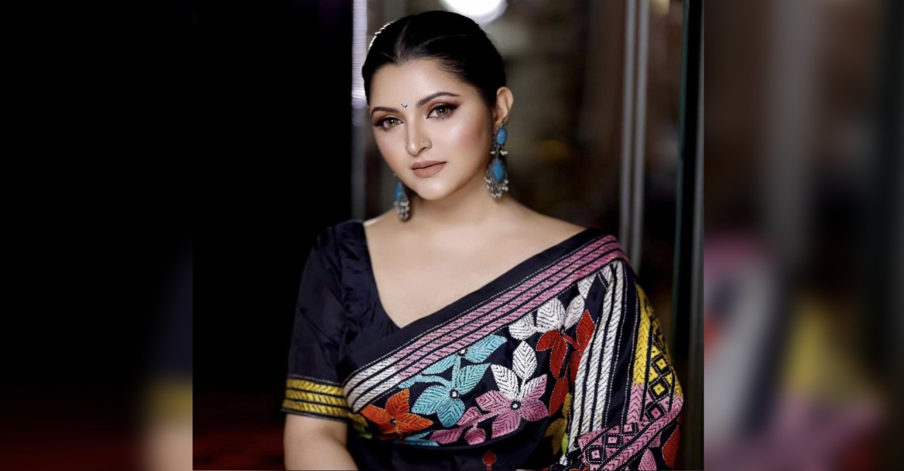 কাকে ব্ল্যাকমেইলার বললেন পরীমণি!