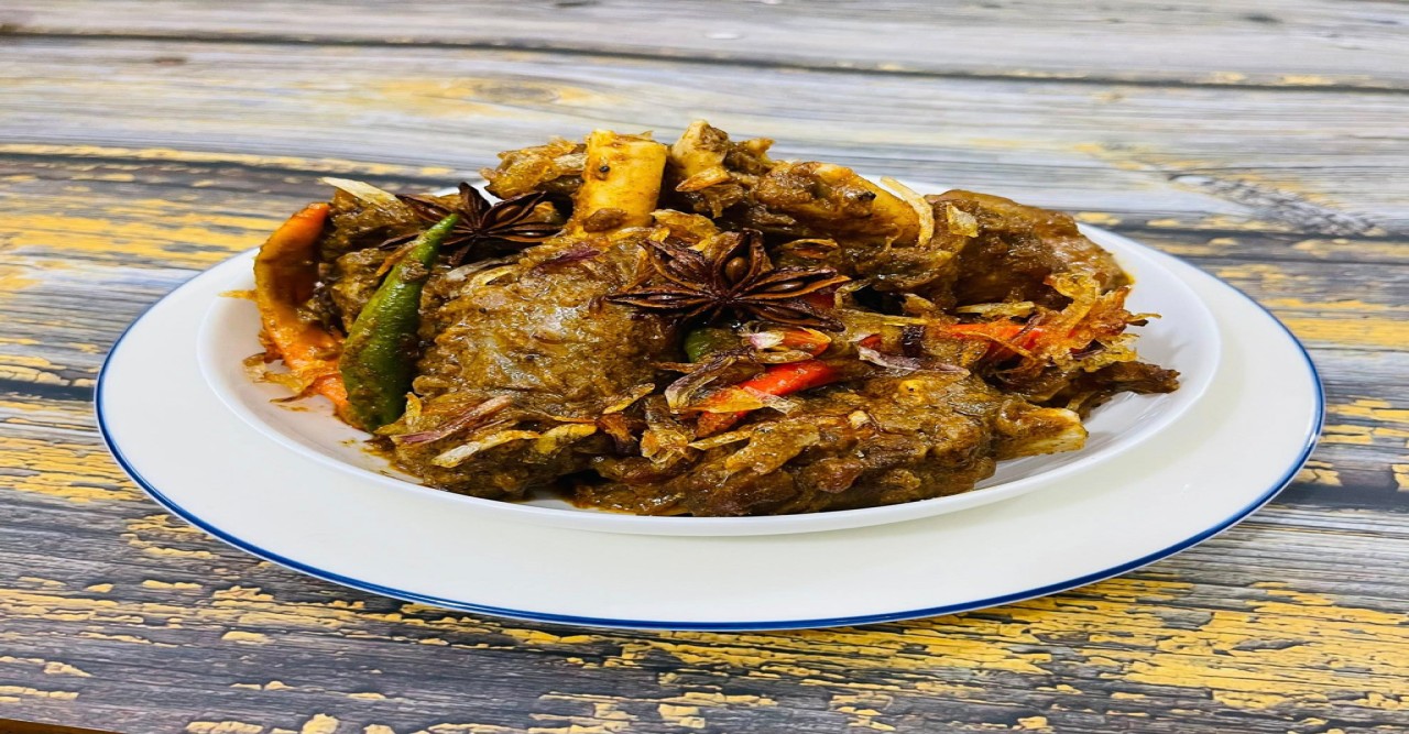 খাসির মাংসের কোরমা