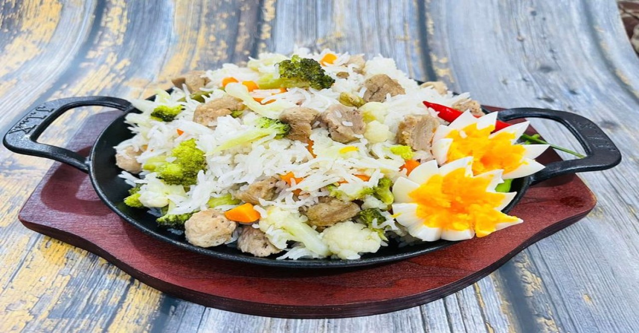 নবমীর পাতে থাকুক সুস্বাদু ও স্বাস্থ্যকর খাবার