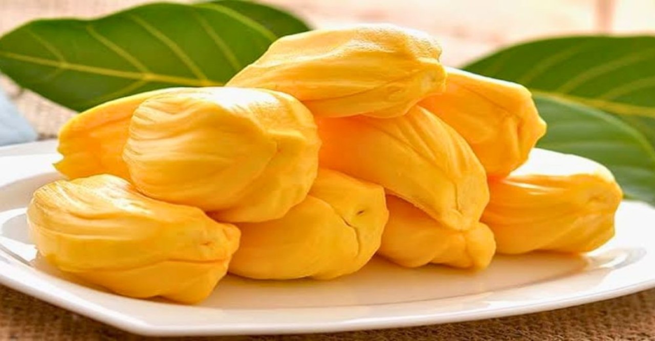 কাঁঠাল থেকে দূরে থাকবেন যারা