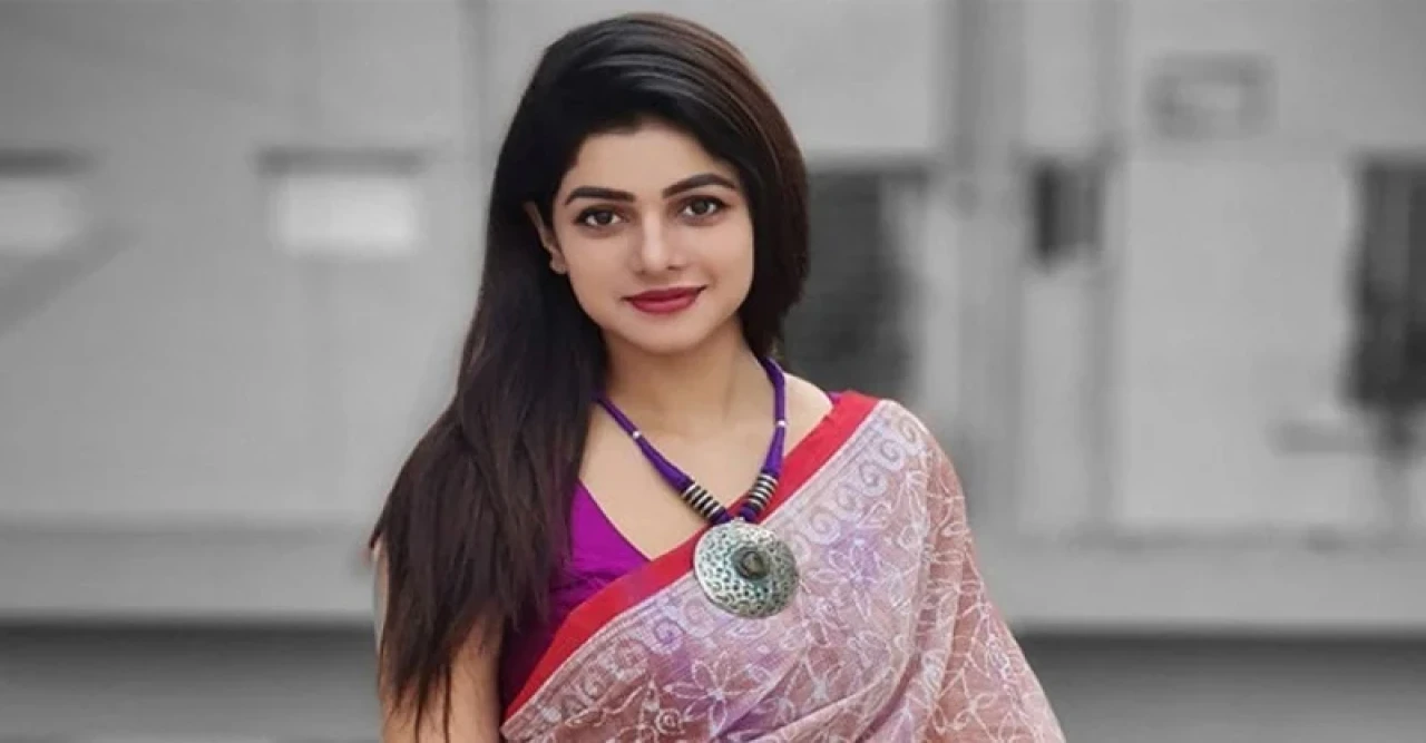 অভিনেত্রী সোহানা সাবা ডিবি হেফাজতে