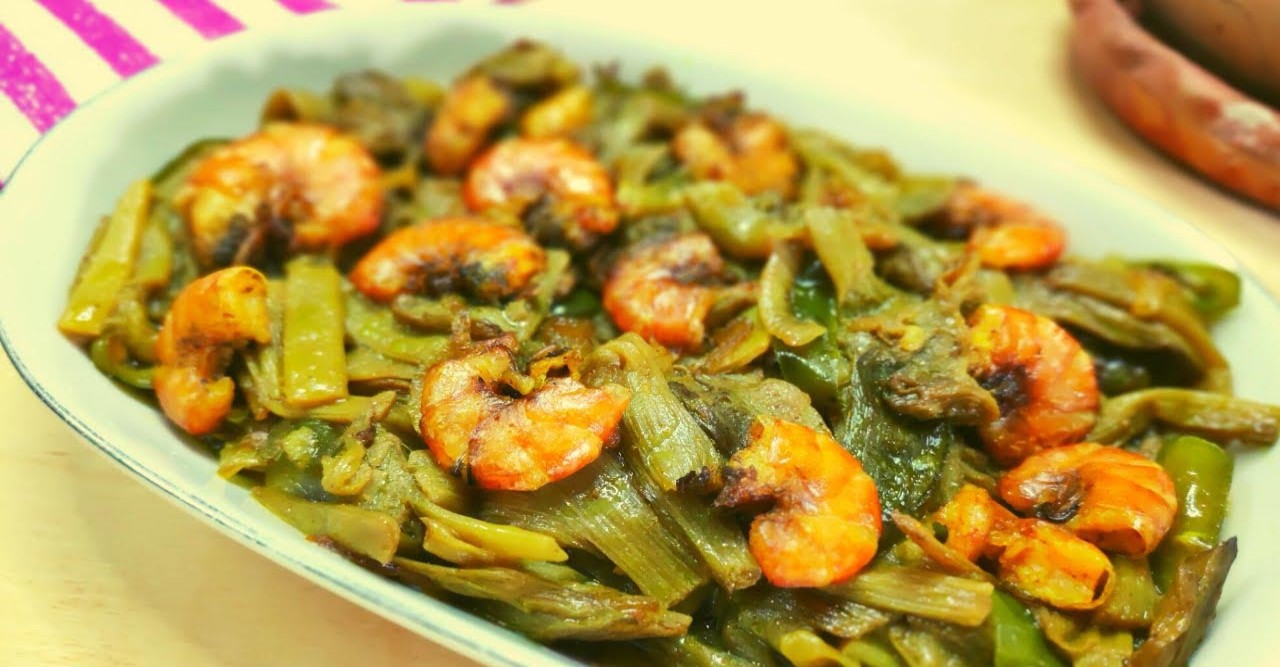 চিংড়ি দিয়ে শাপলা রান্নার রেসিপি জেনে নিন