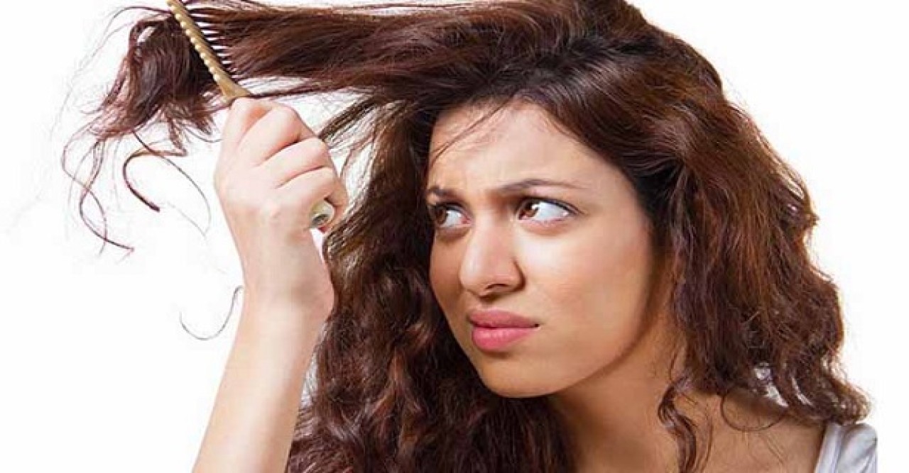 শীতে চুলের যত্নে যা করবেন