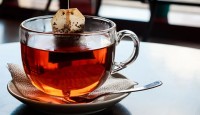 খাবারের পর চা পান কেন এড়িয়ে চলবেন? জেনে নিন কারণ